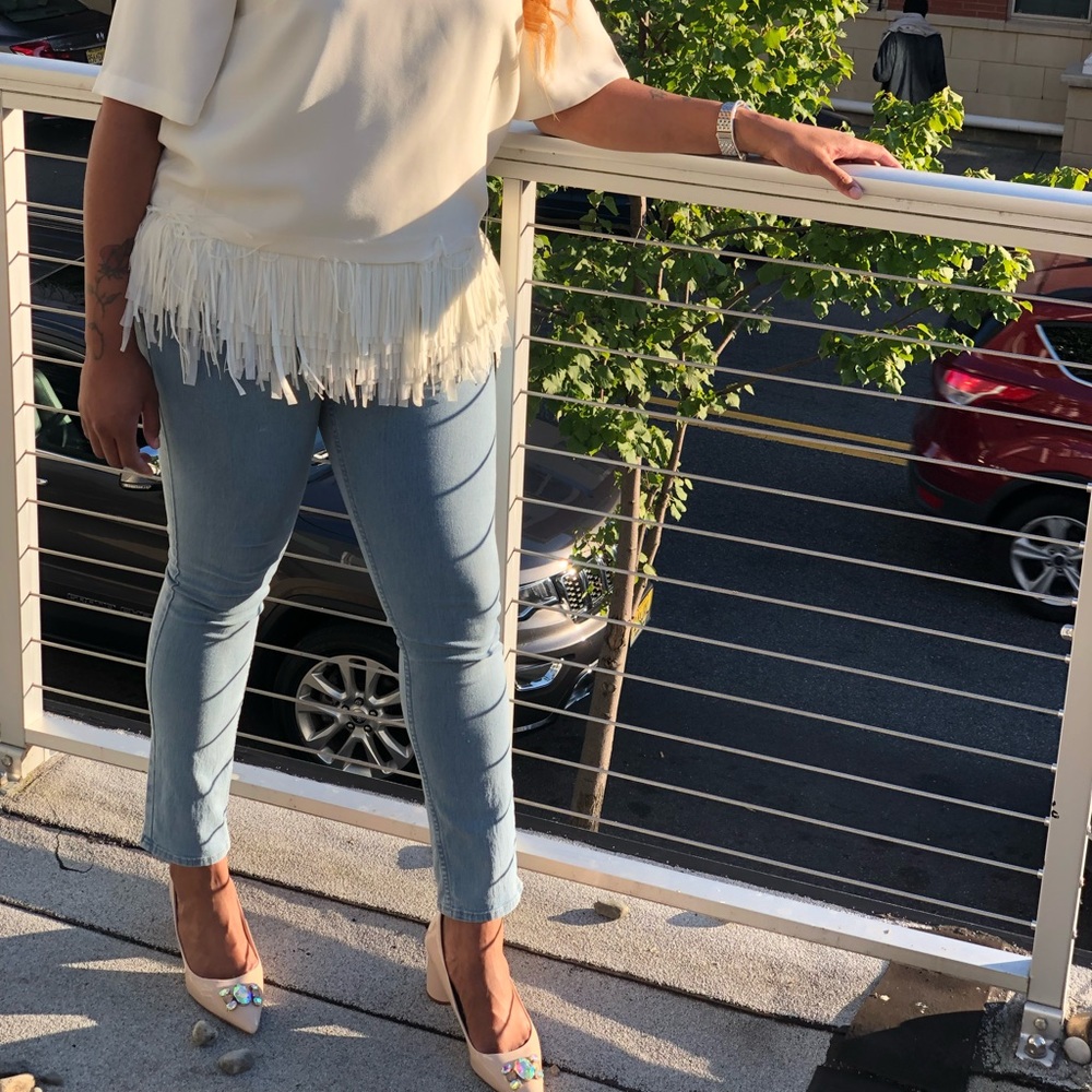 Pointed Toe Heel - Picture 4 of 6